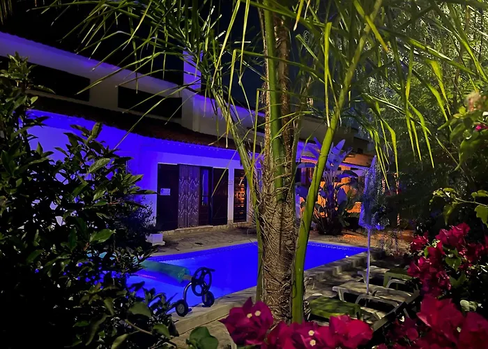 Casa Pausa Sesimbra Holiday Home